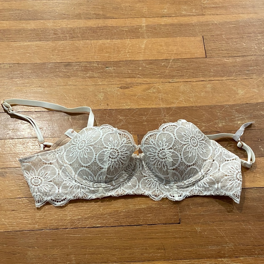 Aerie Floral Lace Bra in Cream
